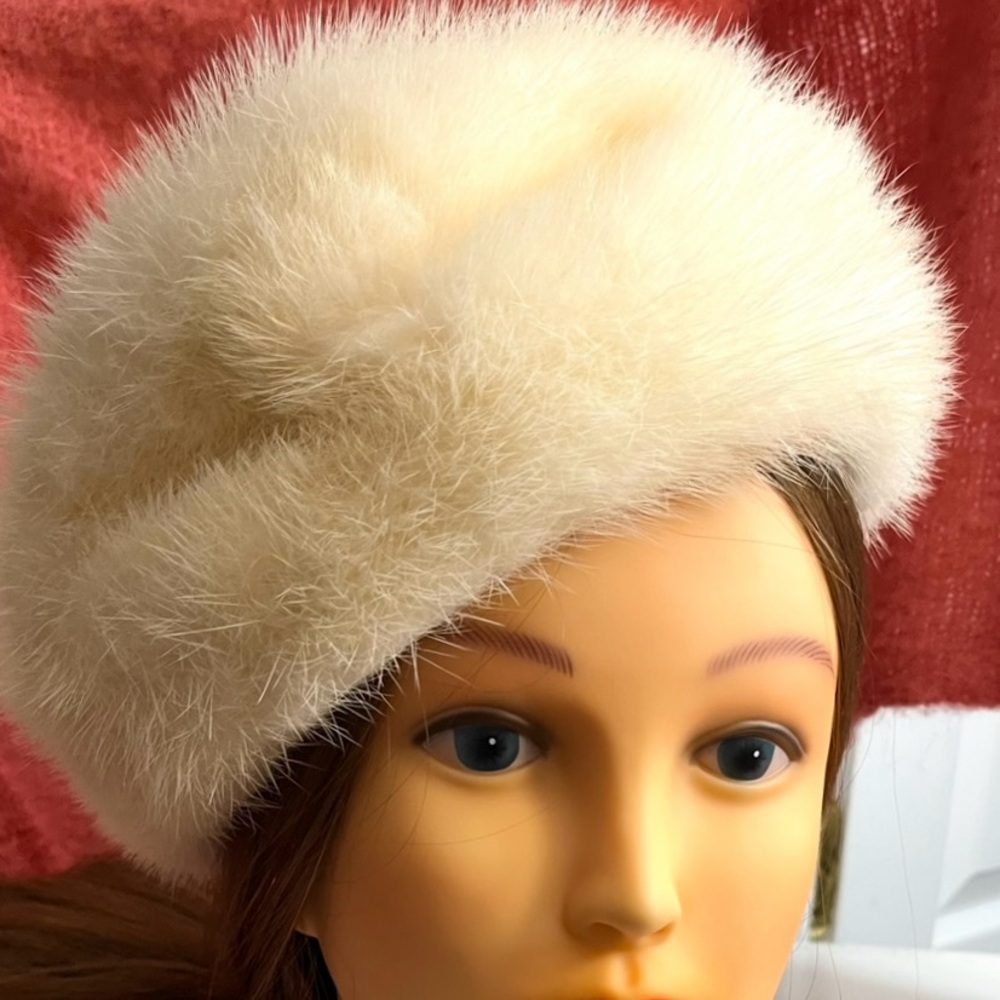 Vintage Genuine White Mink Fur Hat - Picture 11 of 13